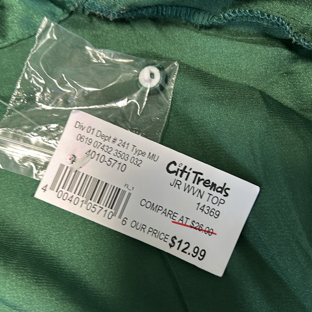 New with tags green satin top with one eye hook closure - Picture 8 of 9